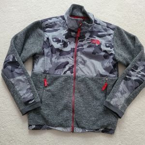 The North Face Gray Camo with Red Zip-up Fleece Jacket szL (14/16)